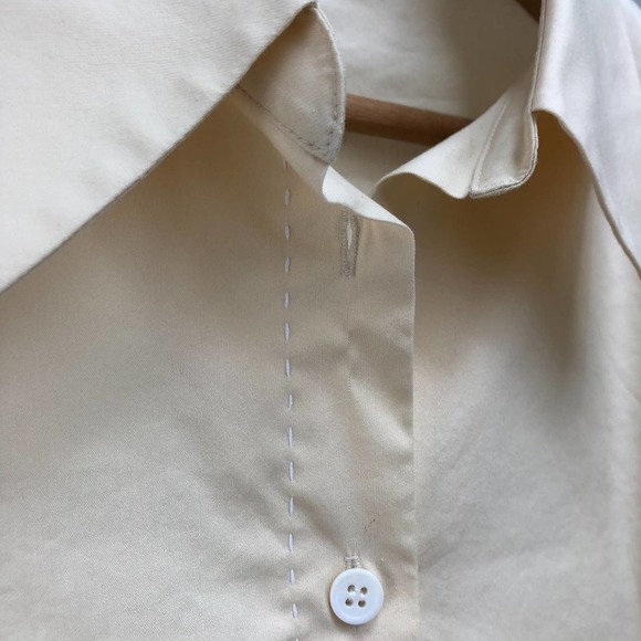 Di Vita Shirt w/ French Cuffs - Picture 3 of 7